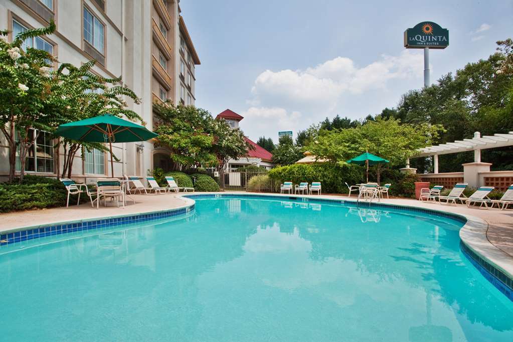 Отель La Quinta By Wyndham Atlanta Конайерс Удобства фото